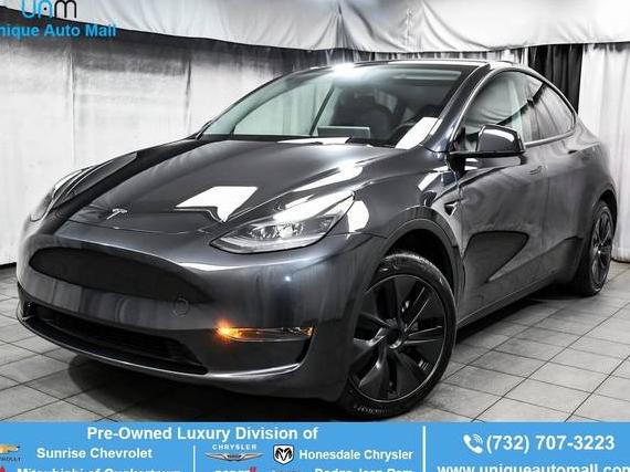 TESLA MODEL Y 2024 7SAYGDED7RF166454 image TESLA MODEL Y 2024 7SAYGDED7RF166454 image